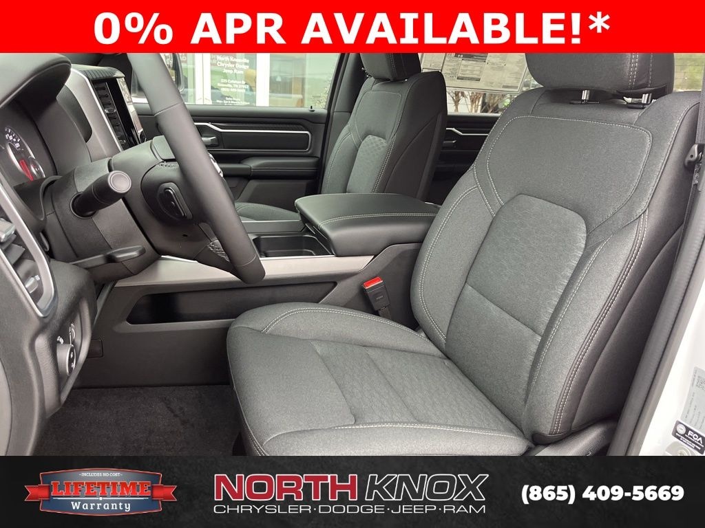 New 2026 Ram 1500 BIG HORN CREW CAB 4X4 5'7 BOX Pickup