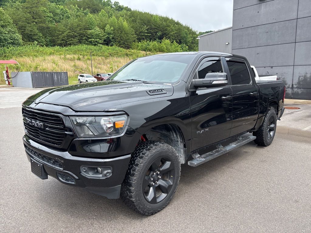 2019 RAM 1500 Big Horn/Lone Star 4x4 Crew Cab 5'7's photo