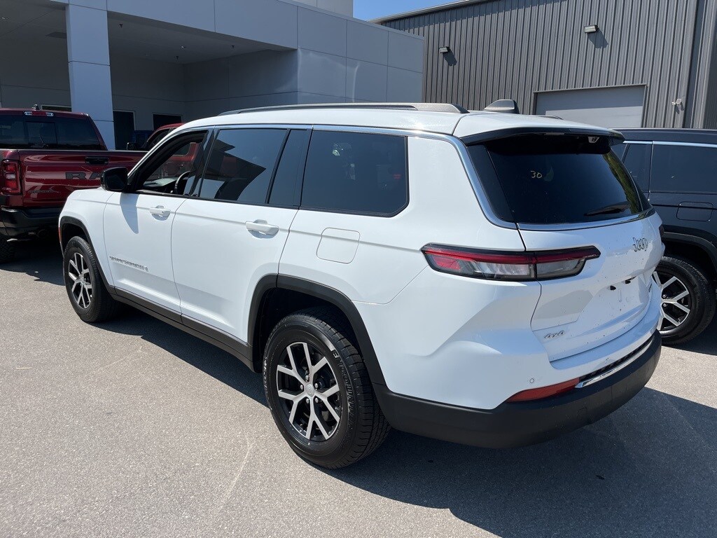 2024 Jeep Grand Cherokee Limited photo 4