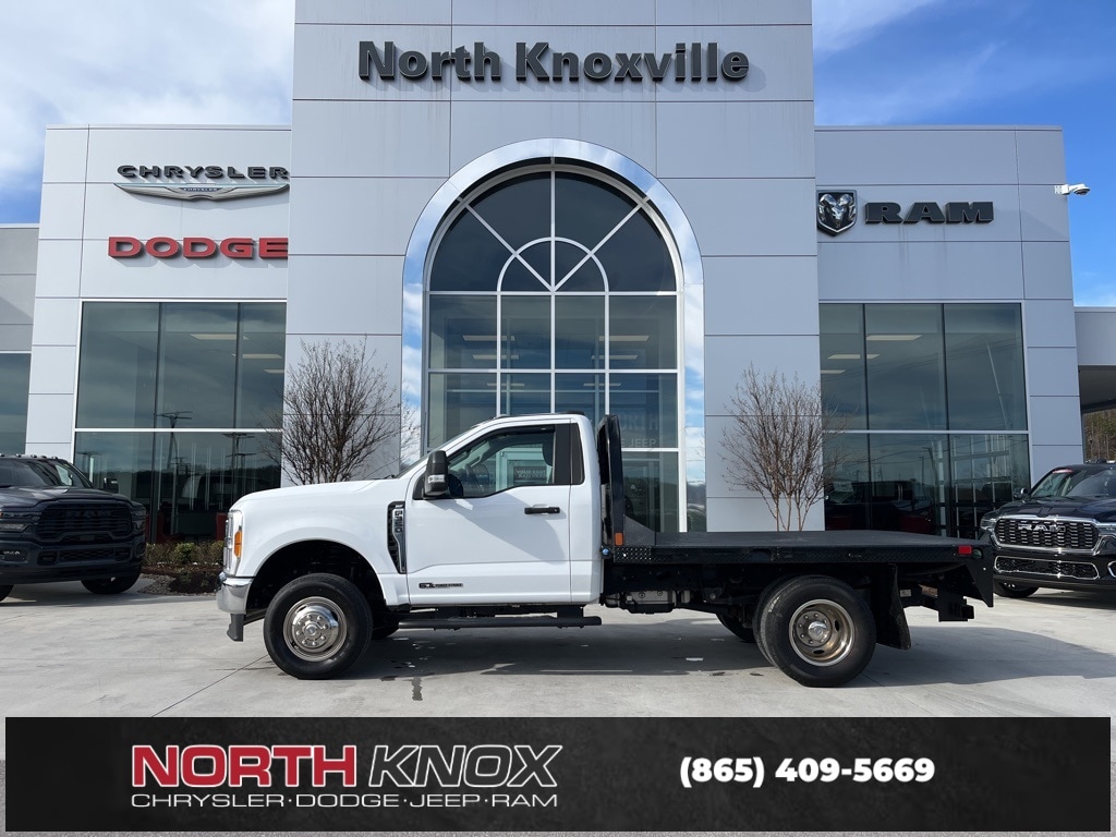 Used 2023 Ford F-350SD XLT Chassis