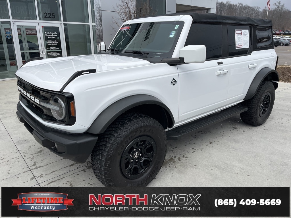 2021 Ford Bronco 4-Door Outer Banks's photo