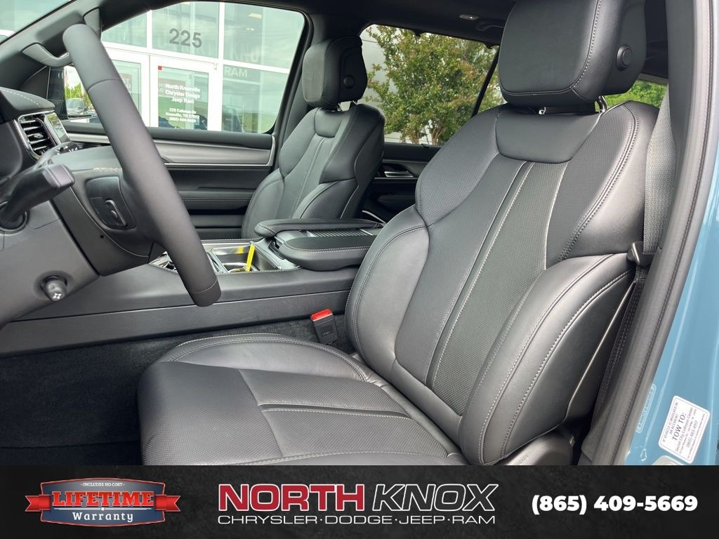 New 2026 Jeep Grand Wagoneer L LIMITED RESERVE 4X4 Sport Utility