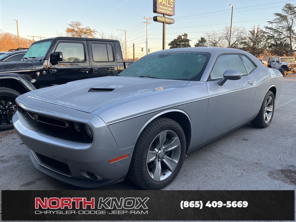 2015 Dodge Challenger SXT