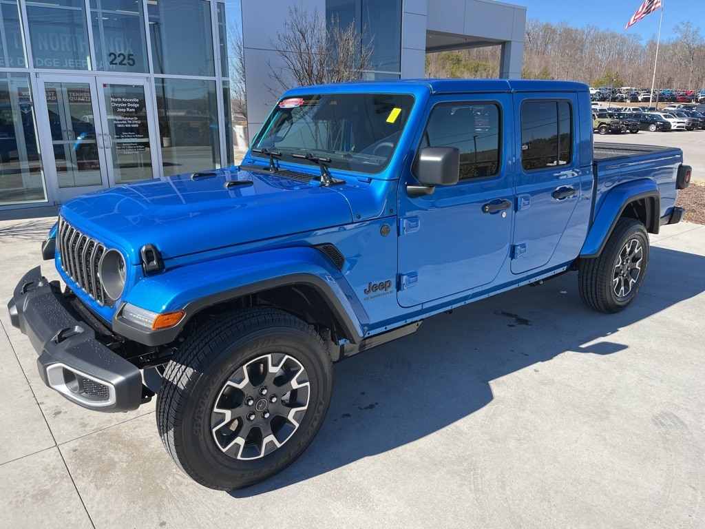 New 2026 Jeep Gladiator SAHARA 4X4 Pickup