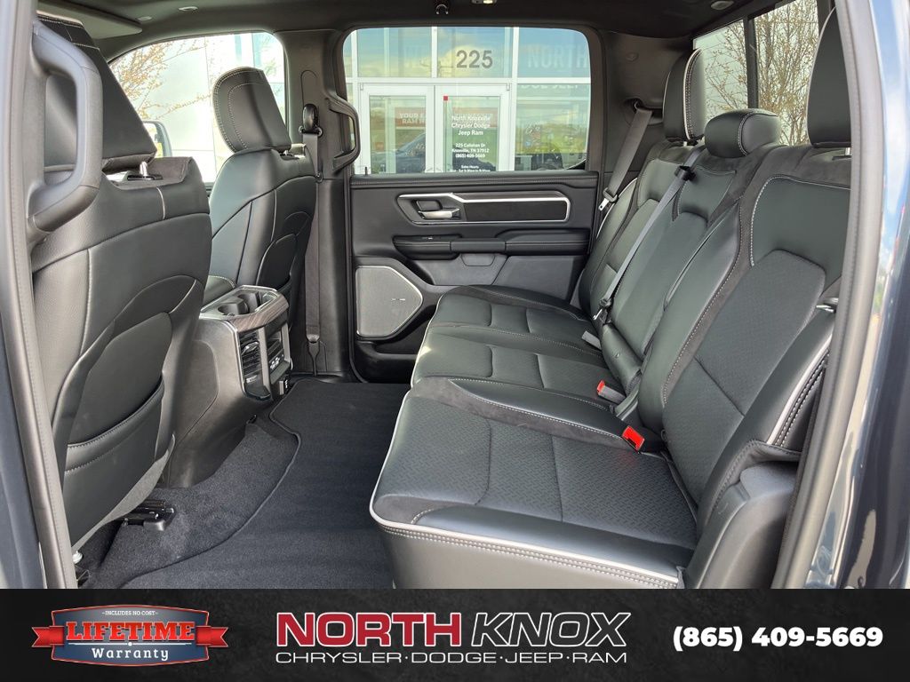 2026 RAM 1500 Laramie - Photo 14