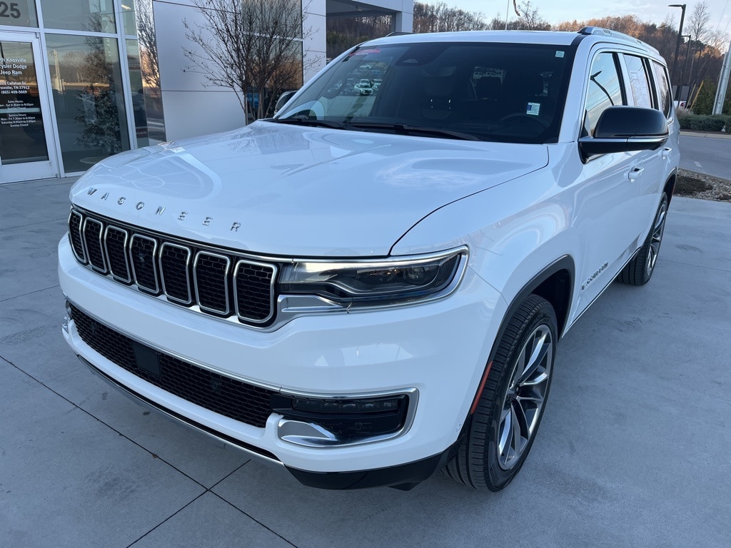 2025 Jeep Wagoneer Series III's photo