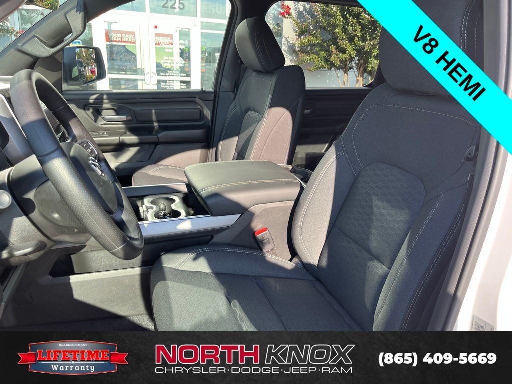 New 2026 Ram 1500 TRADESMAN CREW CAB 4X4 Pickup
