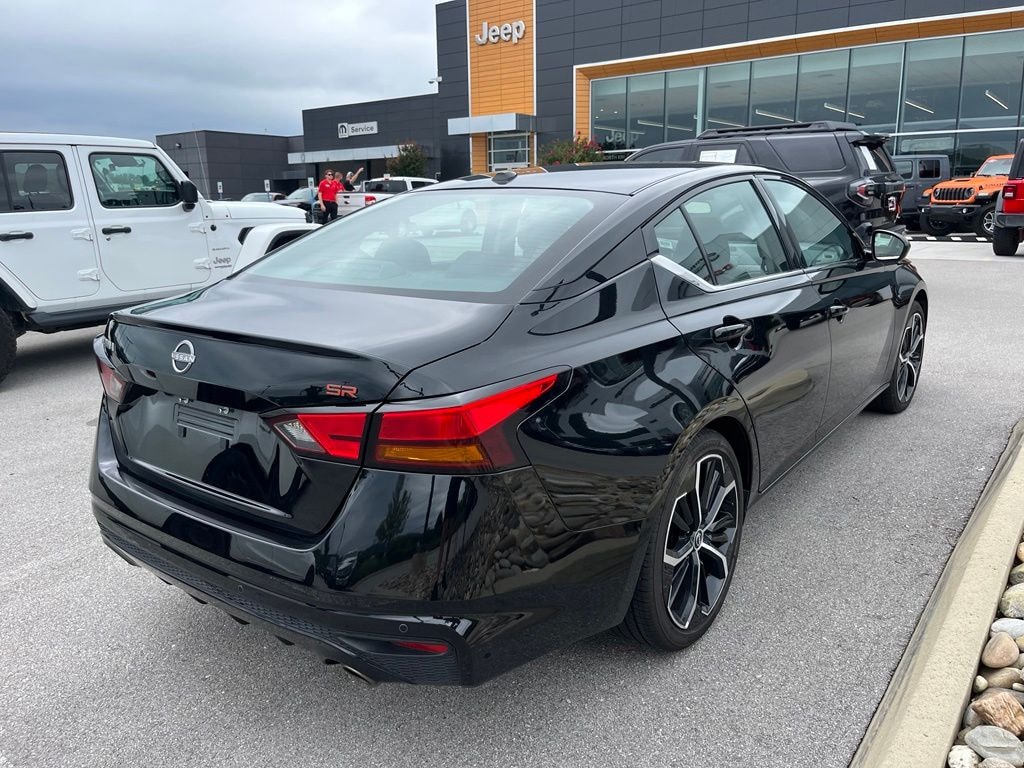 Used 2025 Nissan Altima 2.5 SR Sedan