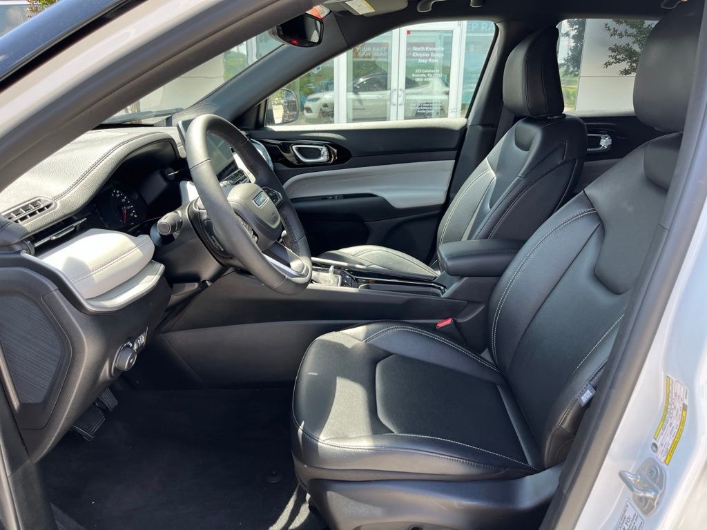 Used 2025 Jeep Compass Limited SUV