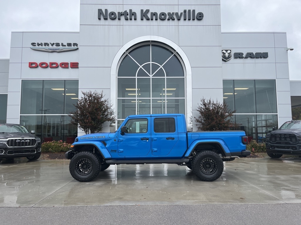 New 2025 Jeep Gladiator HIGH TIDE 4X4 Pickup