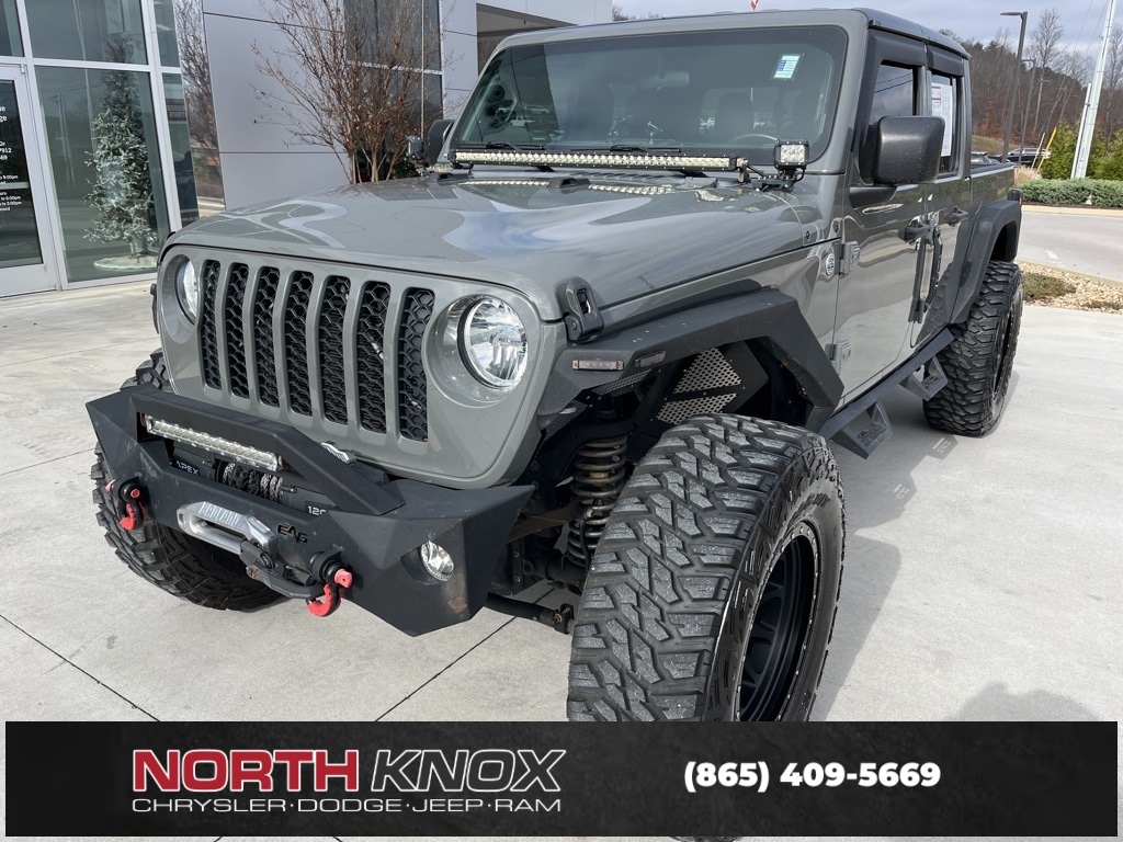 2020 Jeep Gladiator Sport S's photo