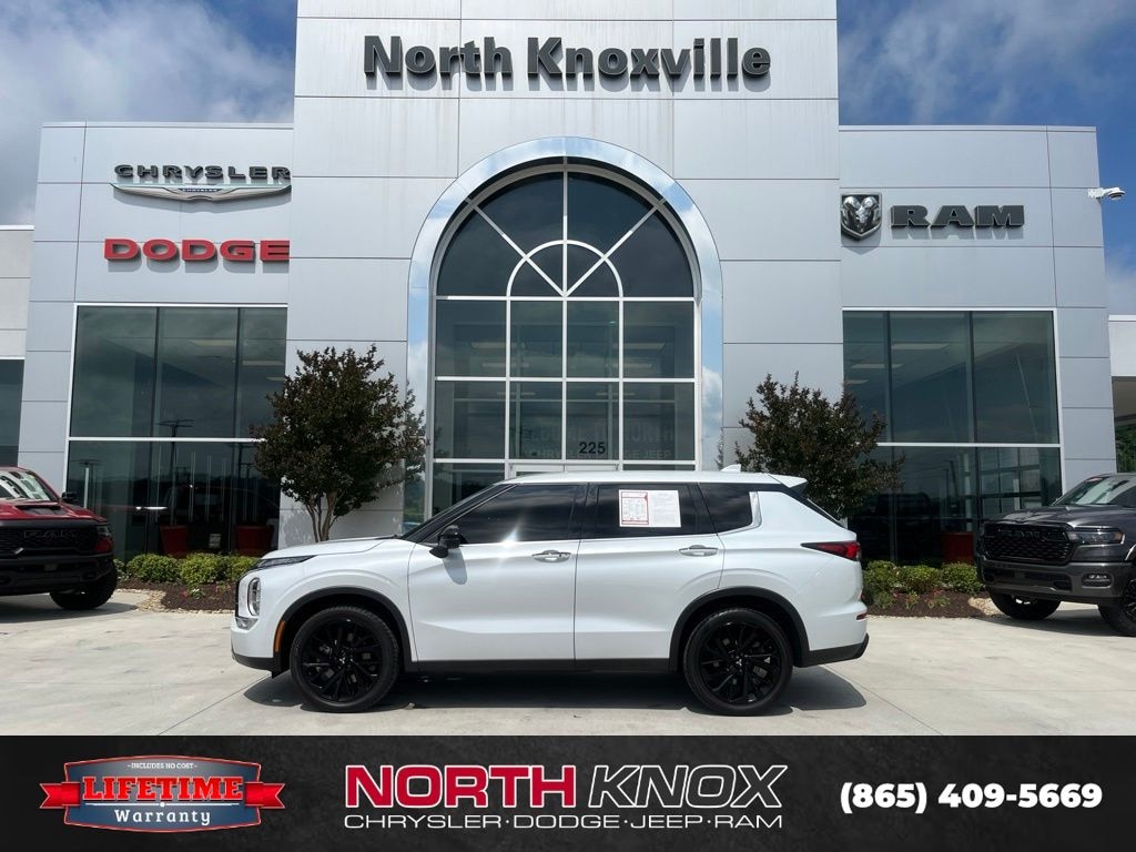 Used 2023 Mitsubishi Outlander S Black Edition SUV