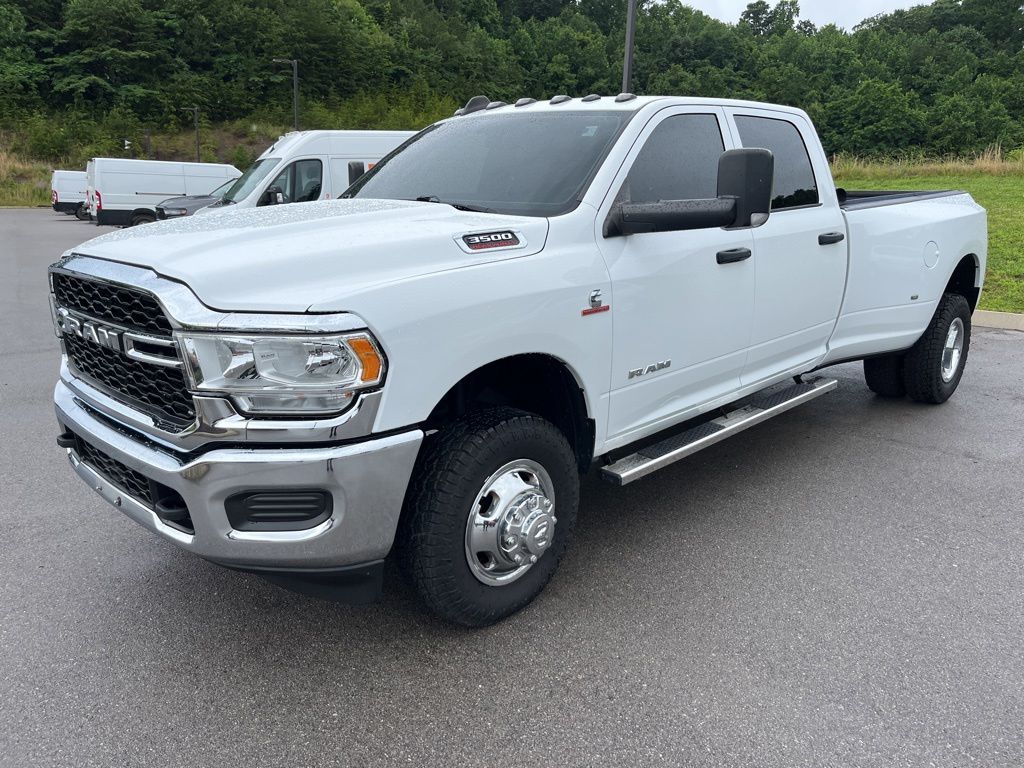 2022 RAM 3500 Tradesman 4X4 Crew Cab LWB's photo
