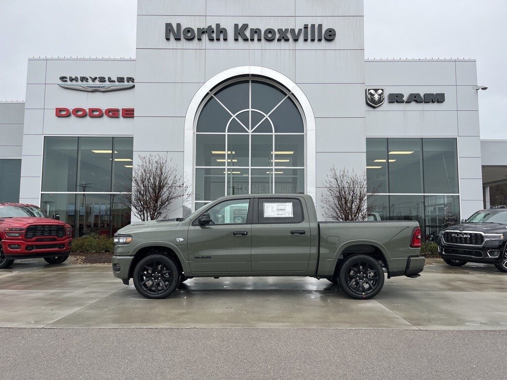 New 2026 Ram 1500 LARAMIE CREW CAB 4X4 5'7 BOX Pickup