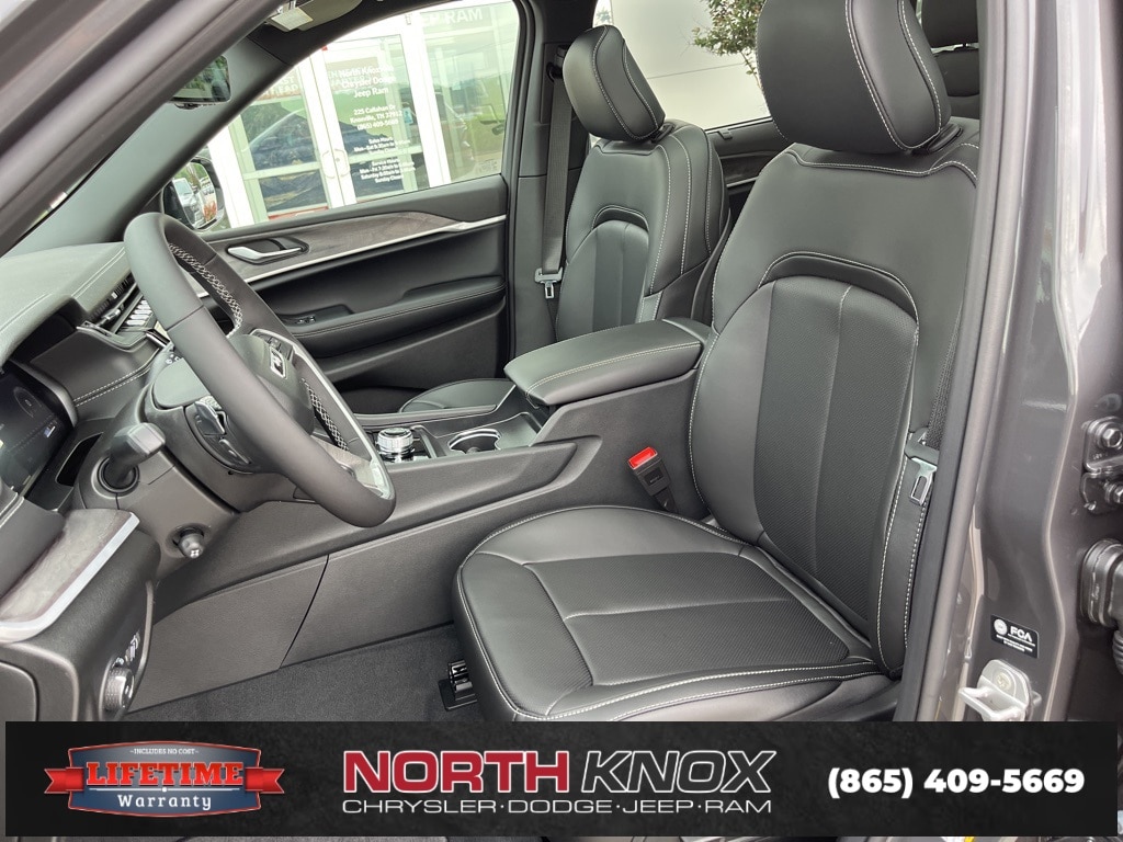 New 2025 Jeep Grand Cherokee LIMITED 4X4 Sport Utility