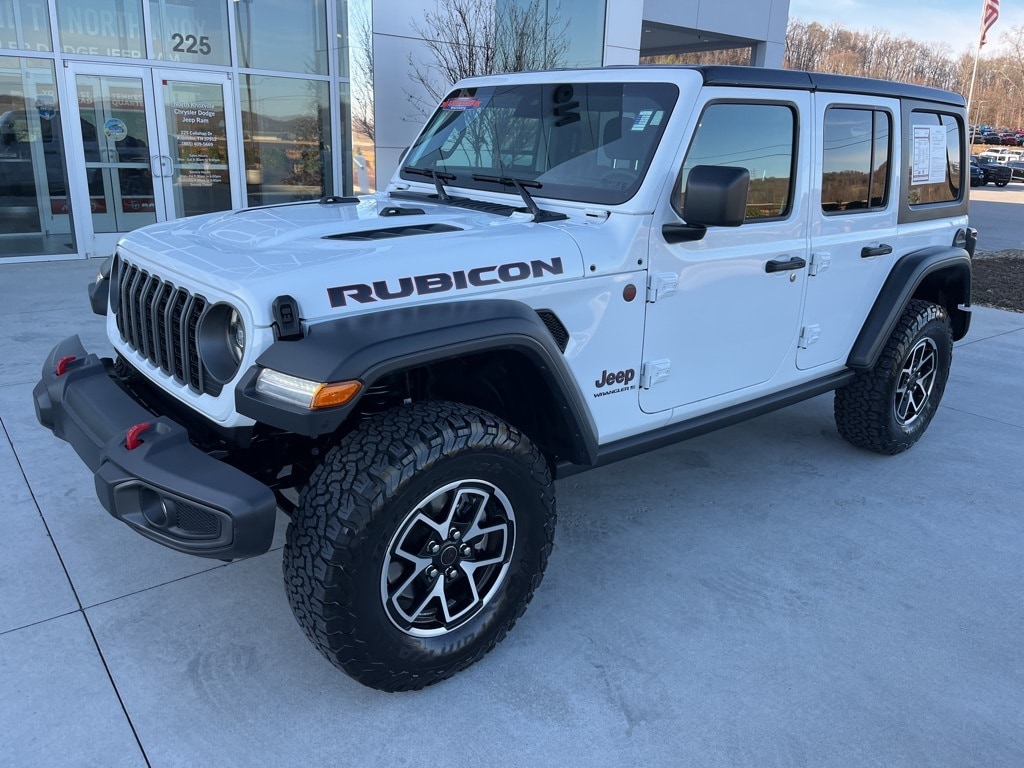 2025 Jeep Wrangler 4-Door Rubicon's photo