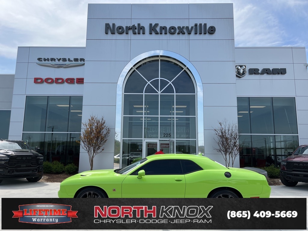 Used 2023 Dodge Challenger R/T with VIN 2C3CDZFJXPH556431 for sale in Knoxville, TN