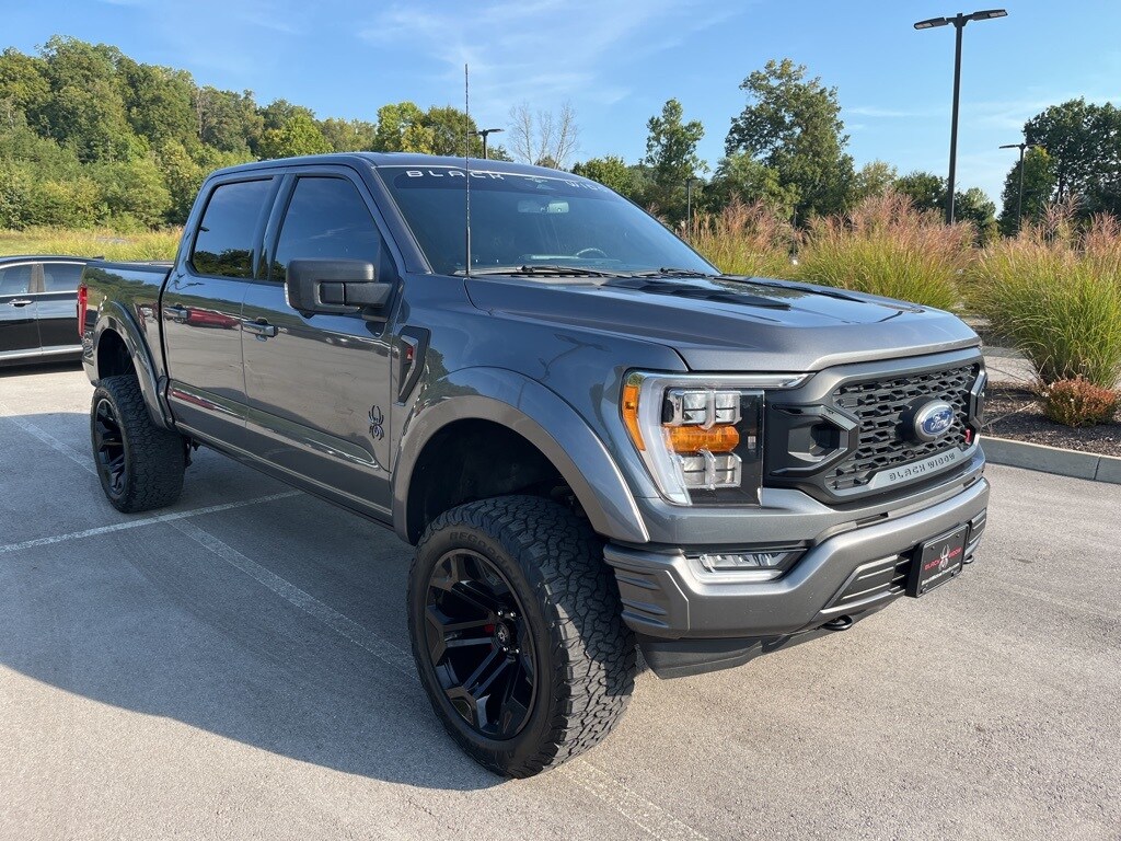 2023 Ford F-150 XLT photo 2