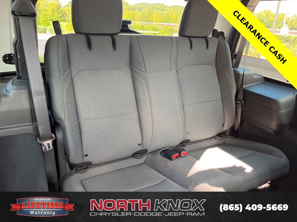 2026 Jeep Wrangler 2-Door Willys - Photo 21