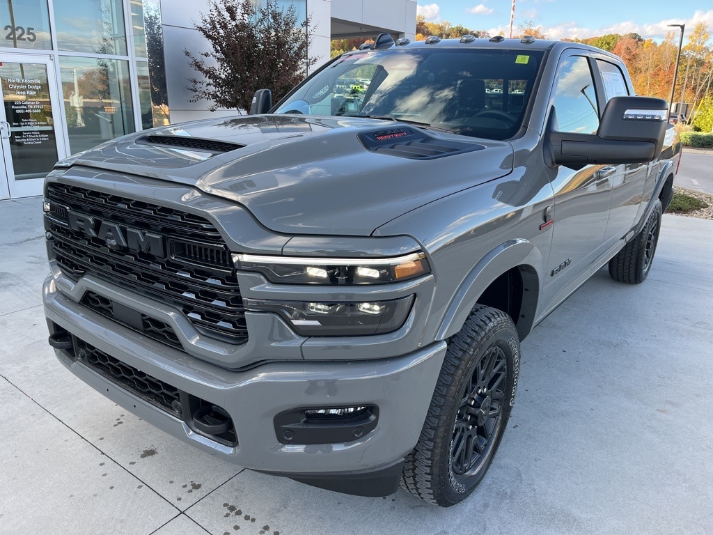 New 2026 Ram 2500 LIMITED CREW CAB 4X4 6'4 BOX Pickup