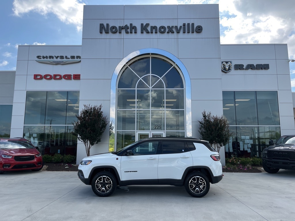 Used 2024 Jeep Compass Trailhawk with VIN 3C4NJDDN0RT171394 for sale in Knoxville, TN