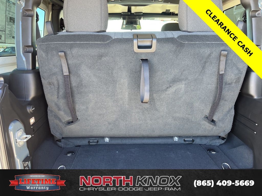 2026 Jeep Wrangler 2-Door Willys - Photo 19