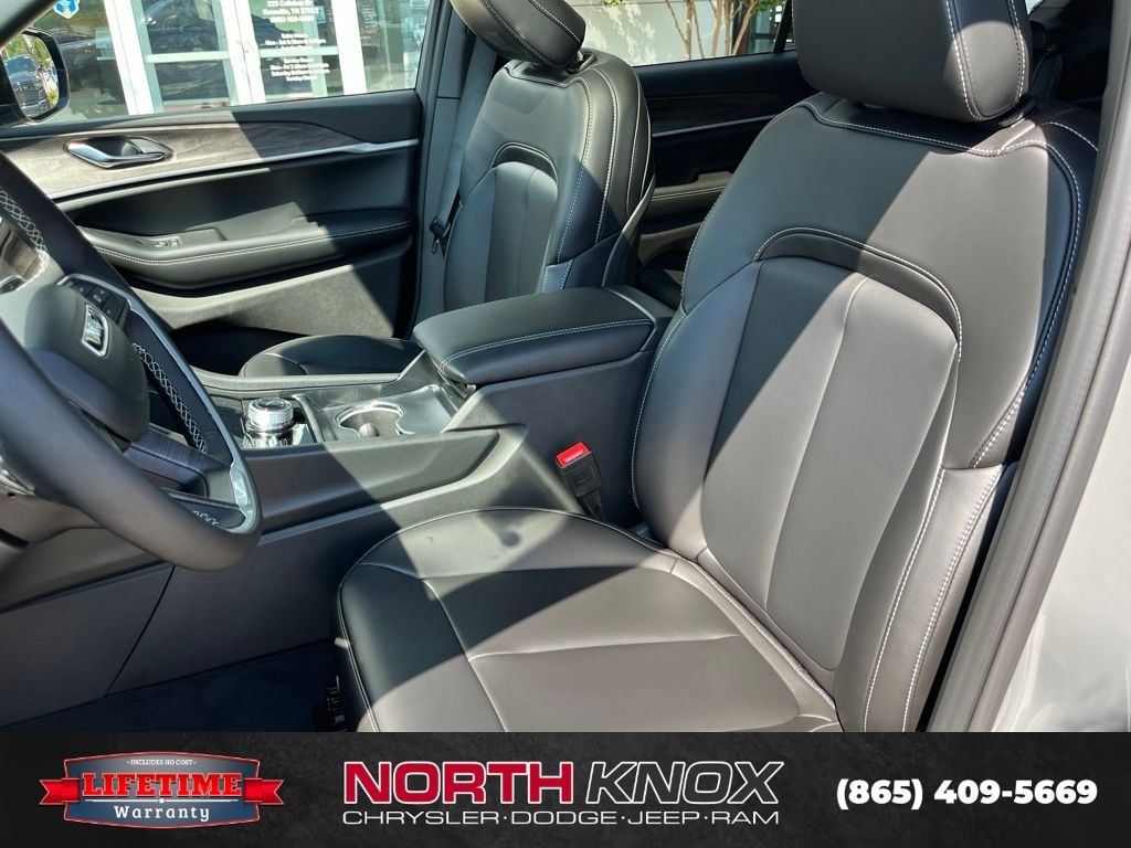 New 2027 Jeep Grand Cherokee L LIMITED 4X4 Sport Utility