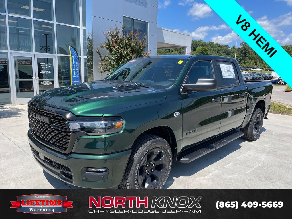New 2026 Ram 1500 EXPRESS CREW CAB 4X4 5'7 BOX Pickup