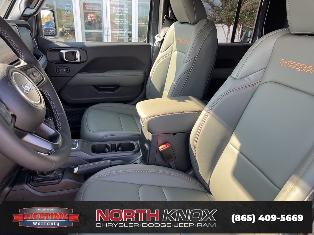 New 2025 Jeep Gladiator MOJAVE X 4X4 Pickup