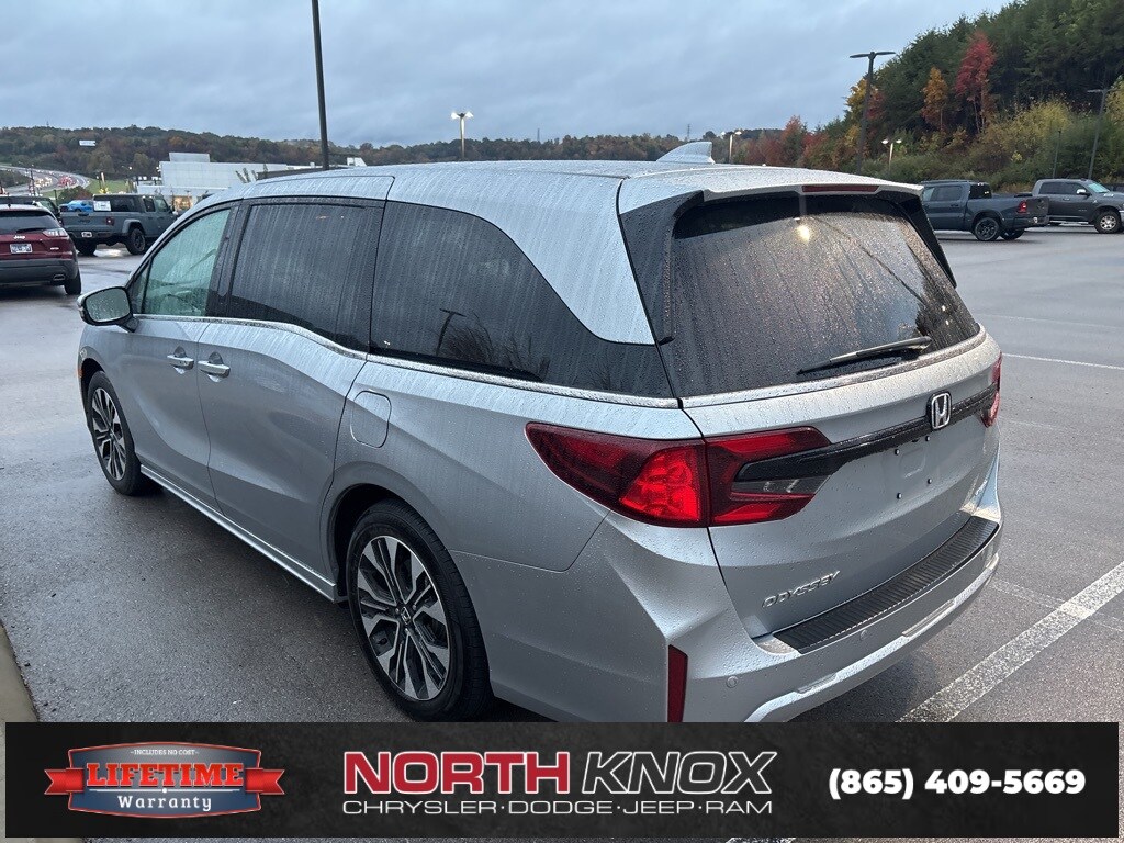 2025 Honda Odyssey Elite photo 4