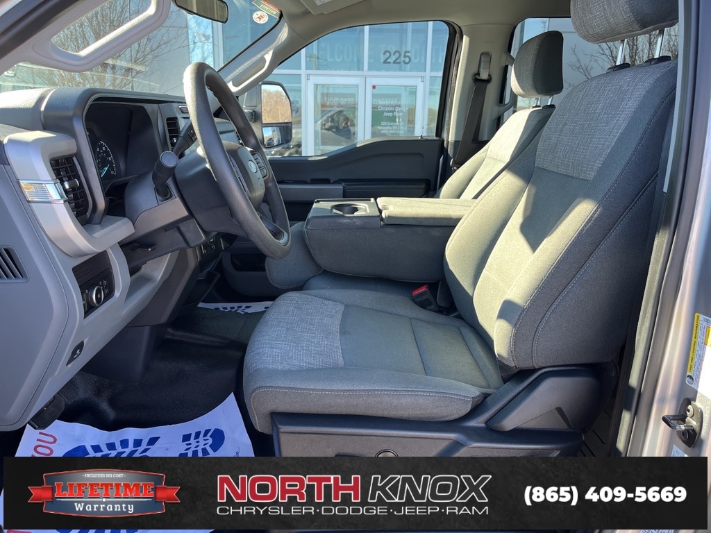 Used 2024 Ford F-250SD XLT Truck