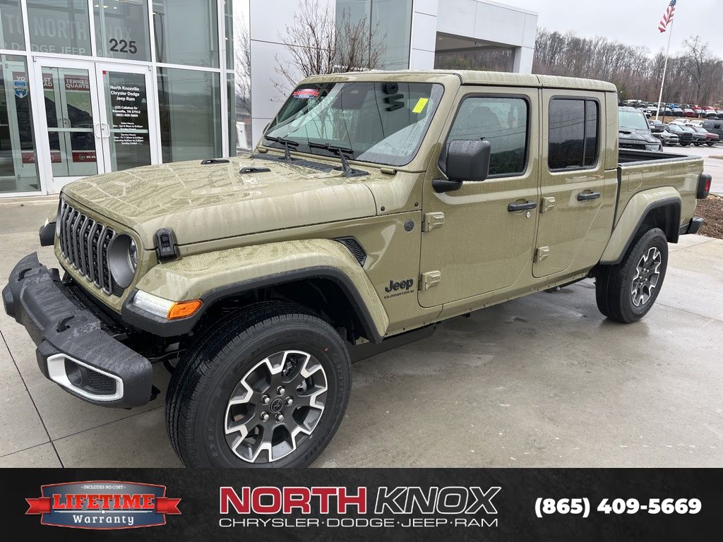 2026 Jeep Gladiator Sahara Auto's photo