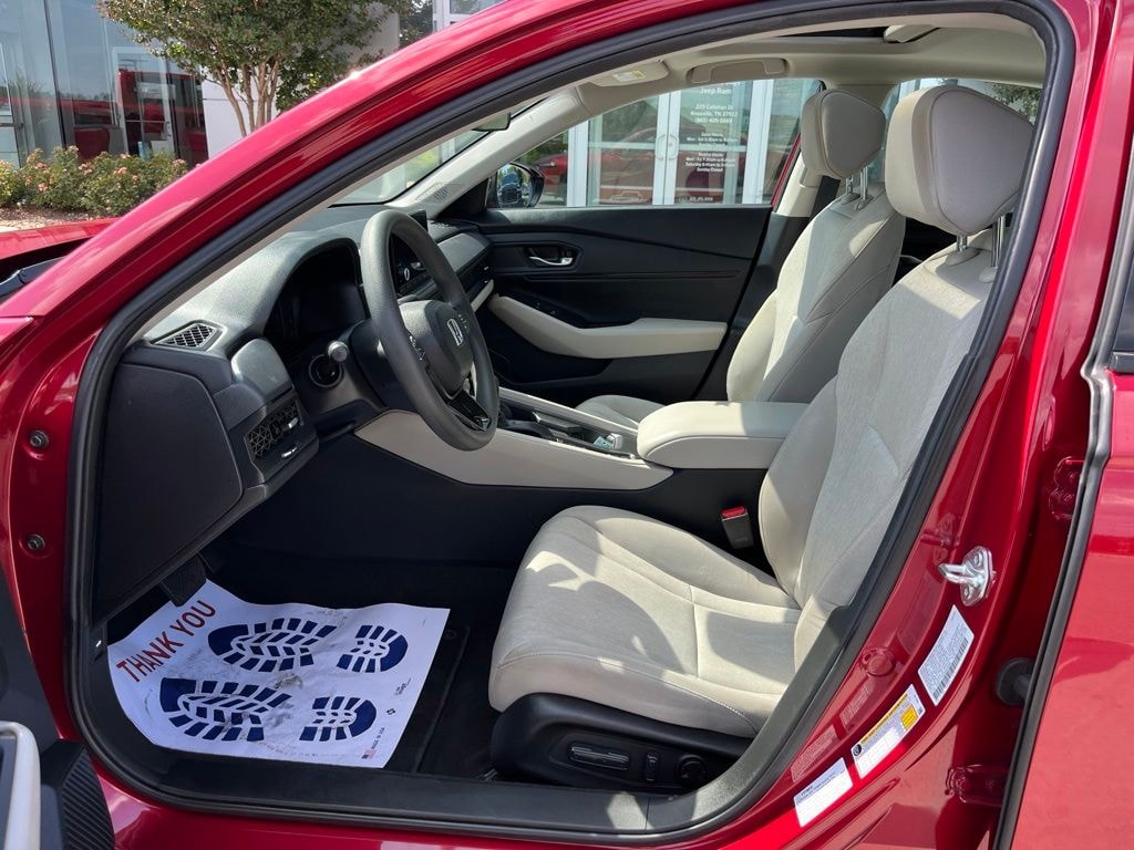 Used 2025 Honda Accord SE Sedan
