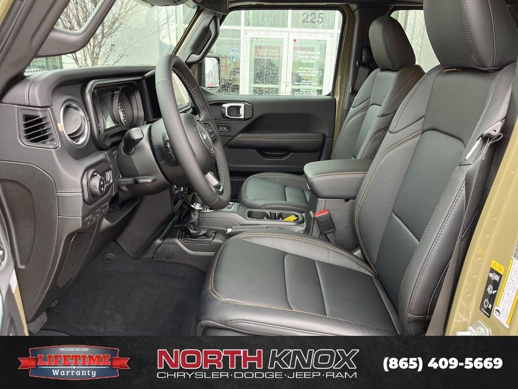 New 2026 Jeep Gladiator SAHARA 4X4 Pickup