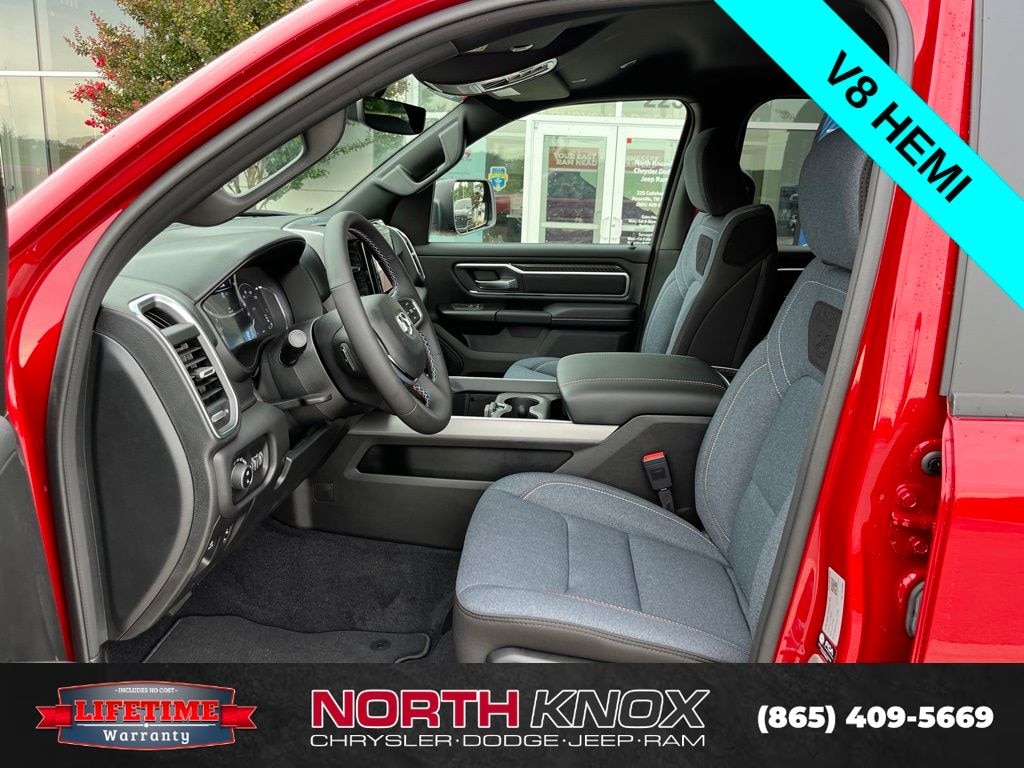 New 2026 Ram 1500 BIG HORN CREW CAB 4X4 5'7 BOX Pickup