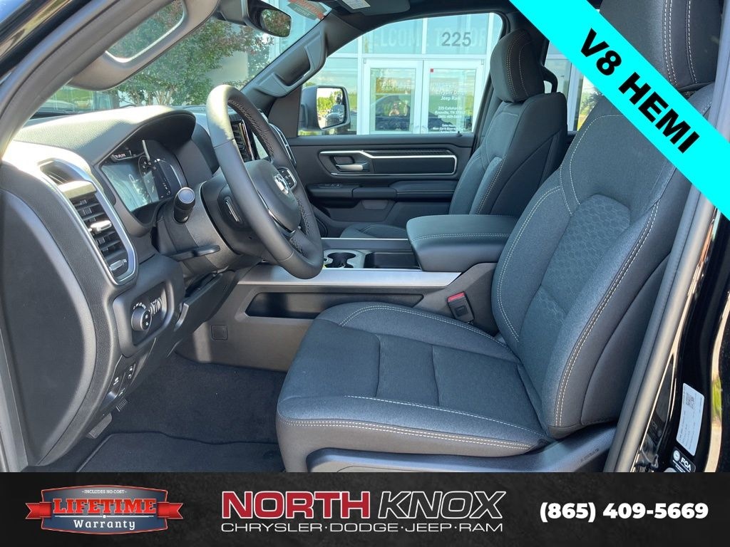 New 2026 Ram 1500 BIG HORN CREW CAB 4X4 5'7 BOX Pickup