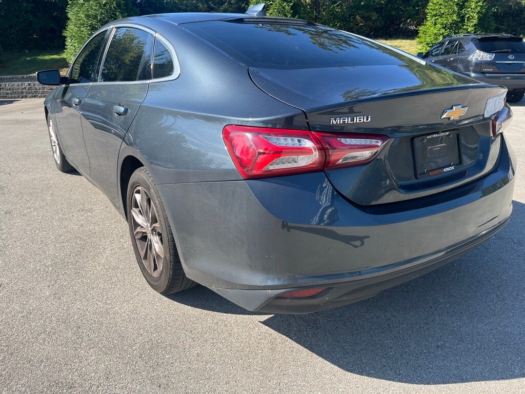 2021 Chevrolet Malibu 1LT photo 2