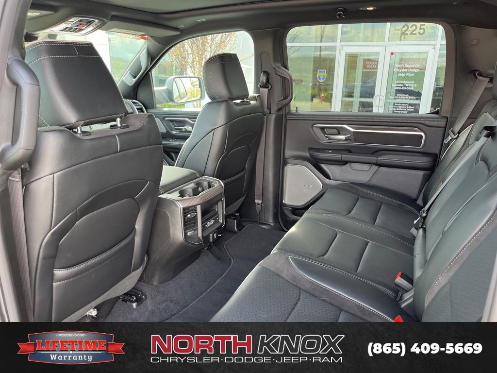 2026 RAM 1500 Laramie - Photo 17