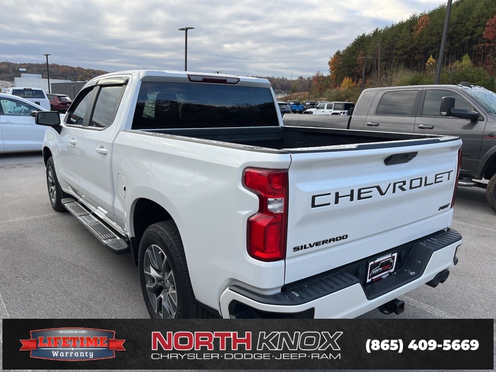 2021 Chevrolet Silverado 1500 RST photo 4