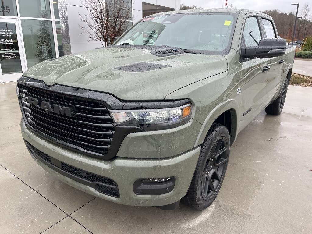 New 2026 Ram 1500 LARAMIE CREW CAB 4X4 5'7 BOX Pickup