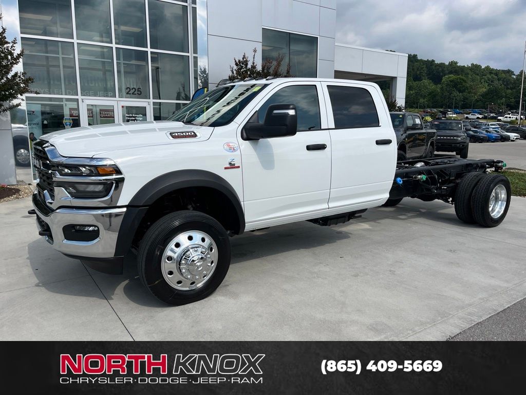 2026 RAM 4500 Tradesman 4X4 Crew Cab DRW 197" WB's photo