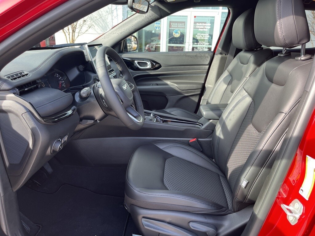 New 2026 Jeep Compass LATITUDE ALTITUDE 4X4 Sport Utility