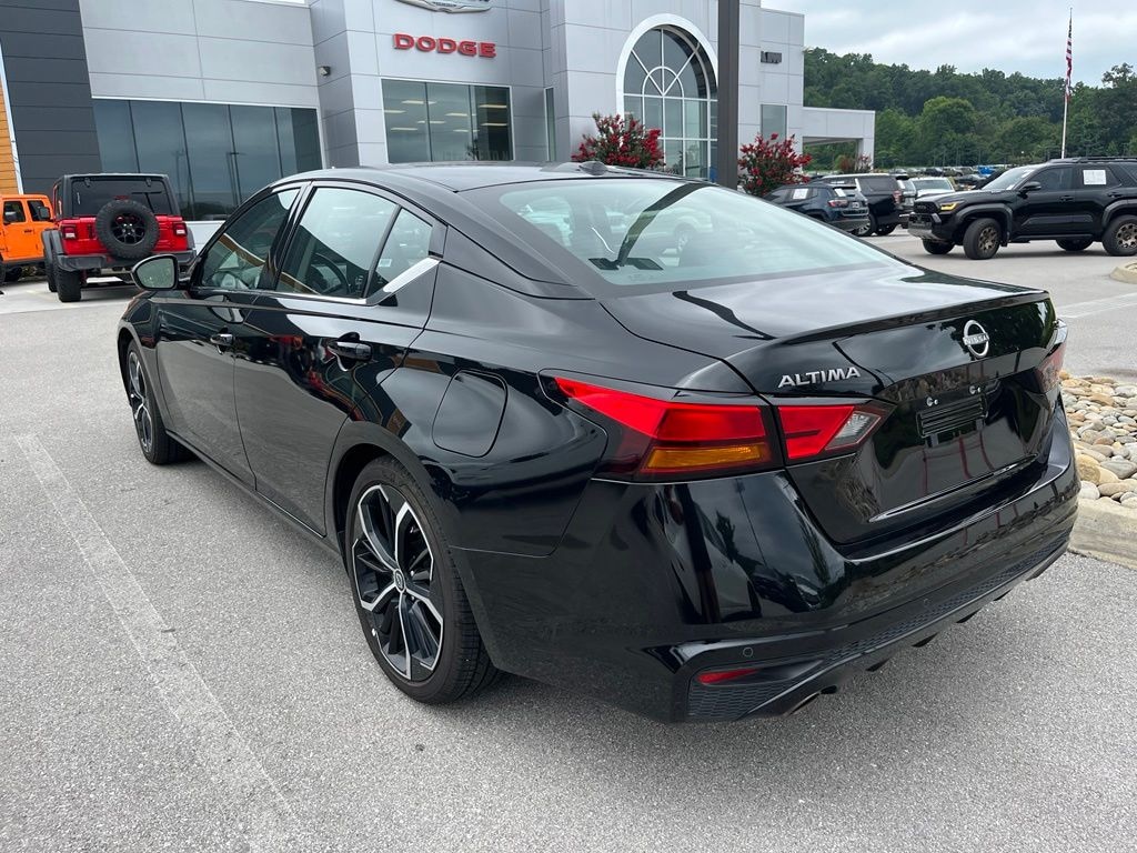 Used 2025 Nissan Altima 2.5 SR Sedan