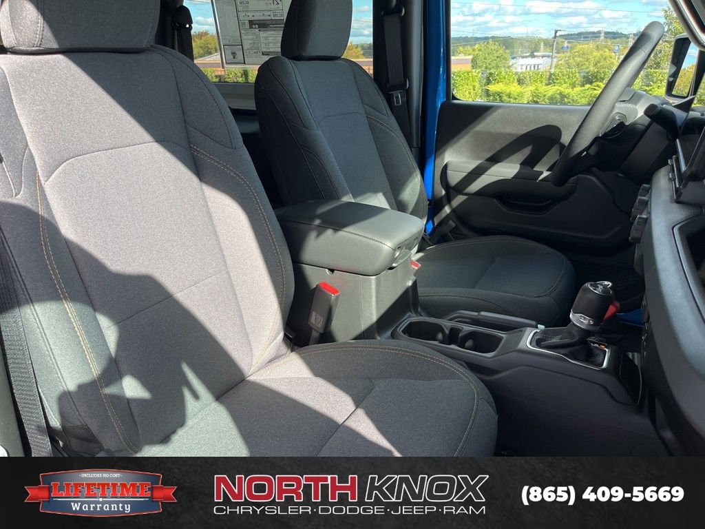 2026 Jeep Wrangler 2-Door Willys - Photo 20