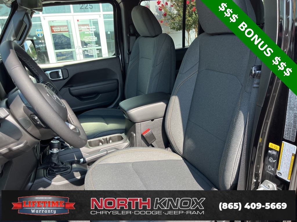 New 2025 Jeep Gladiator SPORT S 4X4 Pickup