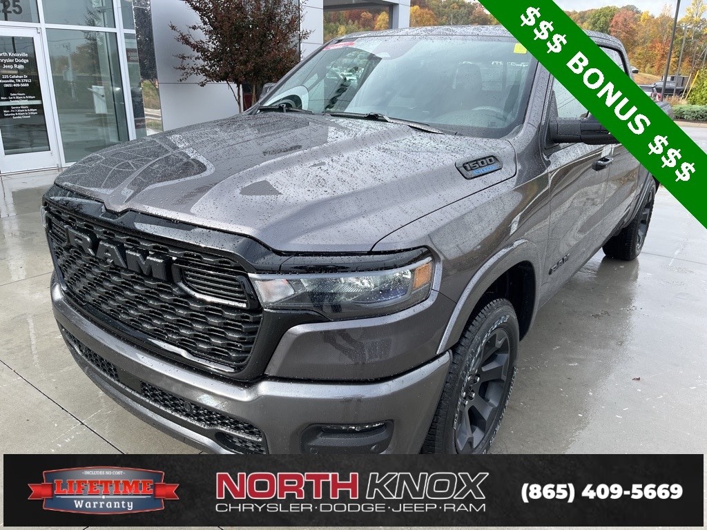 New 2025 Ram 1500 LONE STAR CREW CAB 4X4 5'7 BOX Pickup