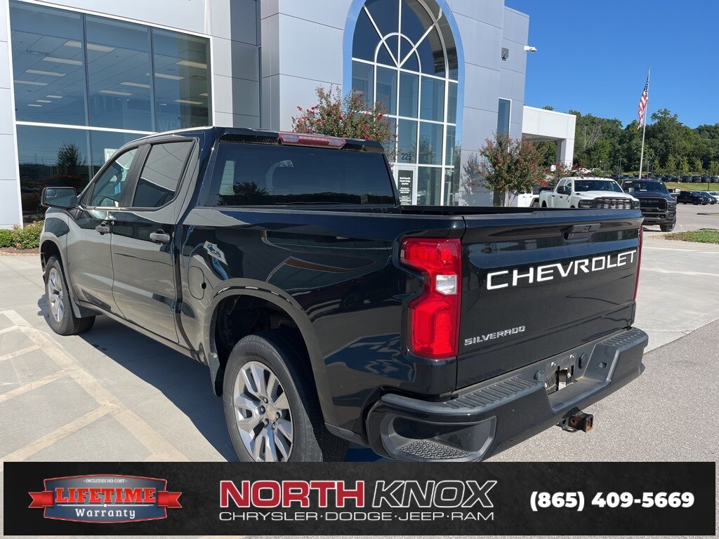 2021 Chevrolet Silverado 1500 Custom photo 4
