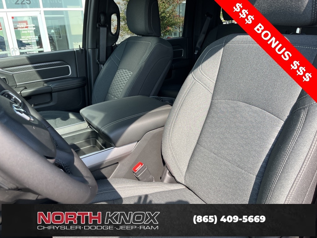 New 2026 Ram 3500 BIG HORN CREW CAB 4X4 8' BOX Pickup