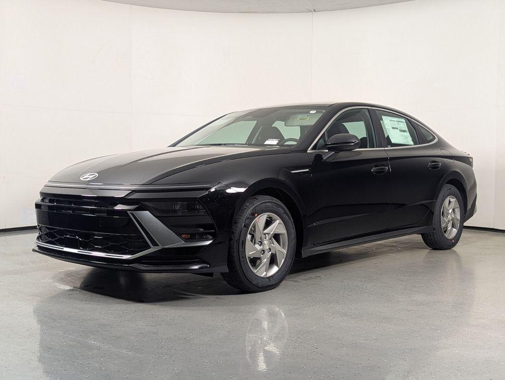 New 2026 Hyundai Sonata SE Sedan