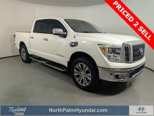 2017 Nissan Titan SL Truck